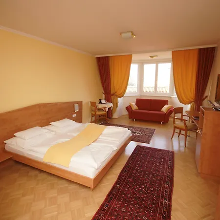 Der Marienhof Garni Otel