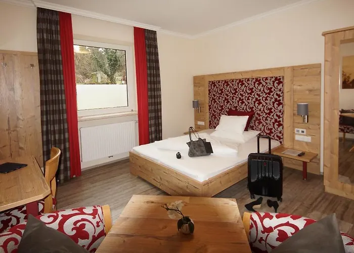 Der Marienhof Garni מלון