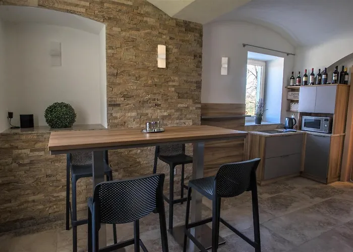 Der Marienhof Garni מלון גראץ