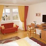 Der Marienhof Garni 4* Грац