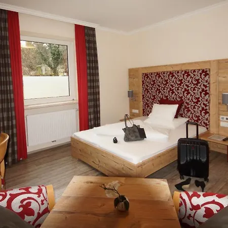 Der Marienhof Garni Hotel