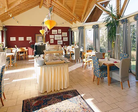Der Marienhof Garni فندق