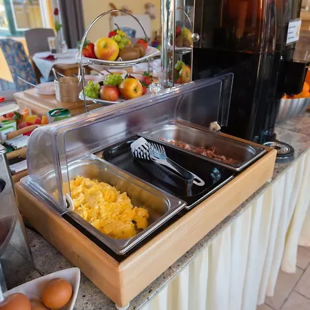 Hotel Der Marienhof Garni 4*