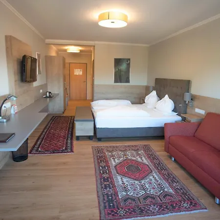 Der Marienhof Garni 4*