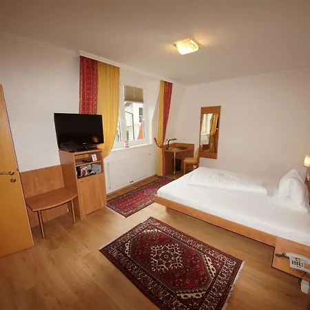 Der Marienhof Garni 4*