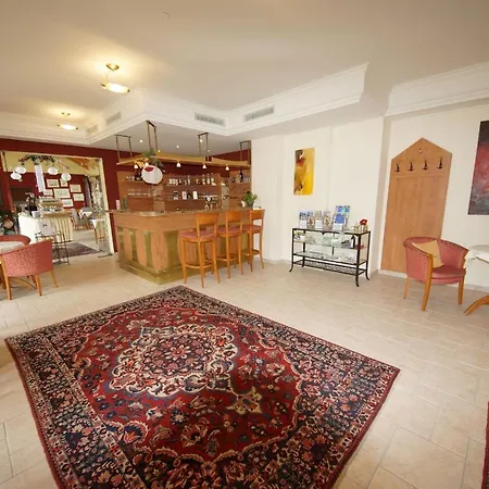 Der Marienhof Garni 4*