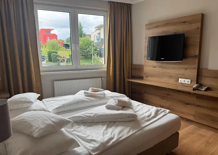 Szálloda Der Marienhof Garni 4*